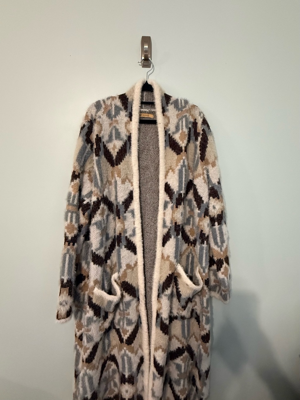 Shyanne cardigan style yarn duster sweater from Bootbarn. Like new!